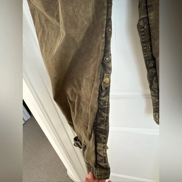 Free People Can't Compare Slouch Pants Cargo Zipper Pockets Dusty Olive Small - Picture 5 of 6